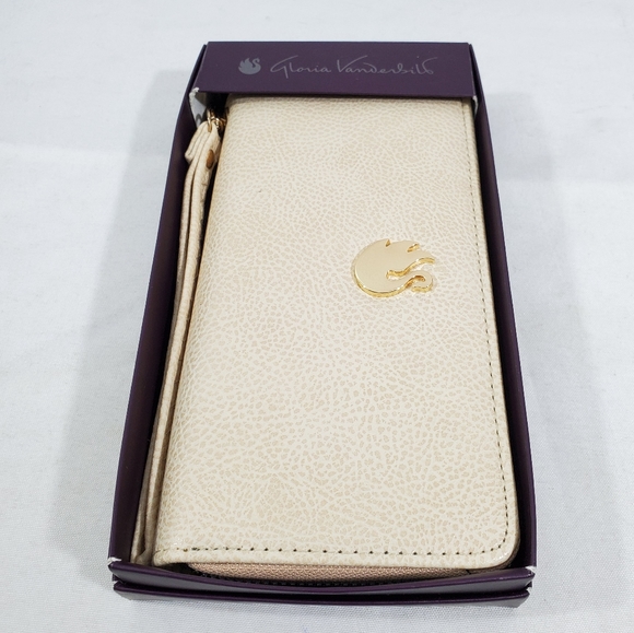 New Gloria Vanderbilt Wallet Wristlet Holds Cell P - Picture 2 of 8